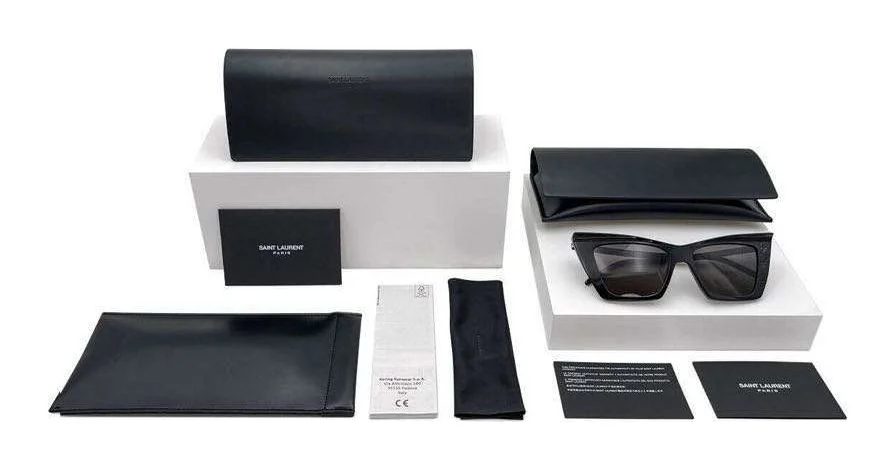 Caja, estuche y accesorios de Saint Laurent